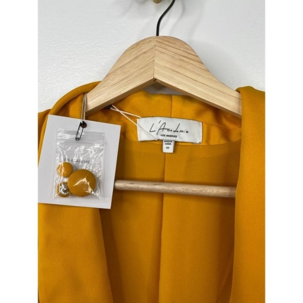 L'Academie The Fleur Front Button Women's Blazer in Mustard Yellow Size: XS NWT - Picture 3 of 7